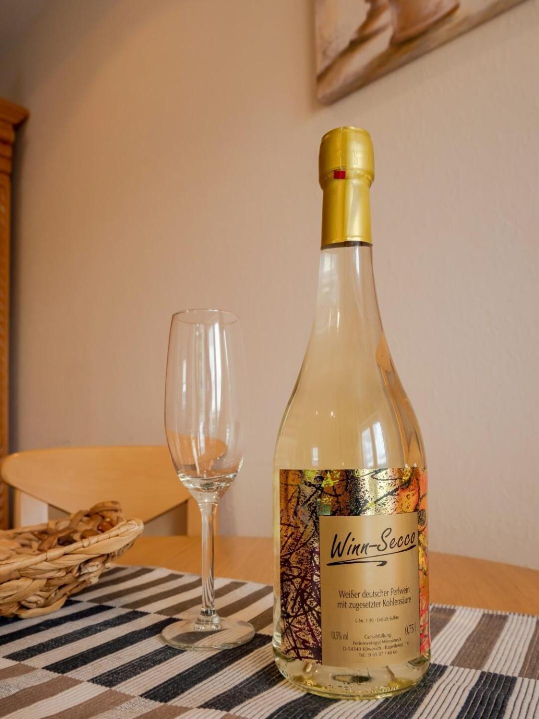 Ferienweingut Winnebeck Köwerich エクステリア 写真