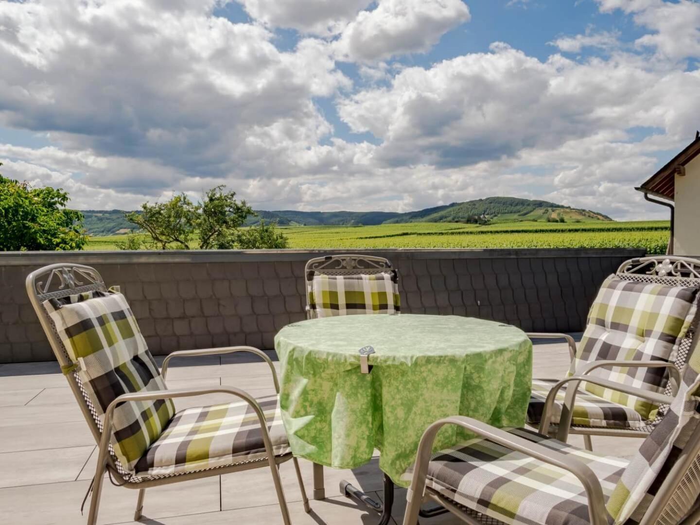 Ferienweingut Winnebeck Köwerich エクステリア 写真